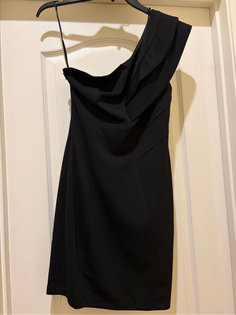 Elegant One-Shoulder Black Dress